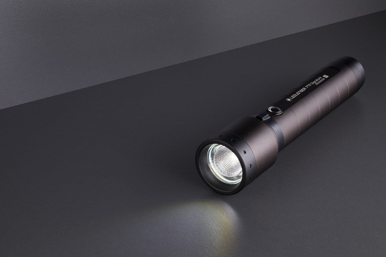 Ledlenser P7R Signature ｜フラッシュライト｜レッドレンザー公式通販