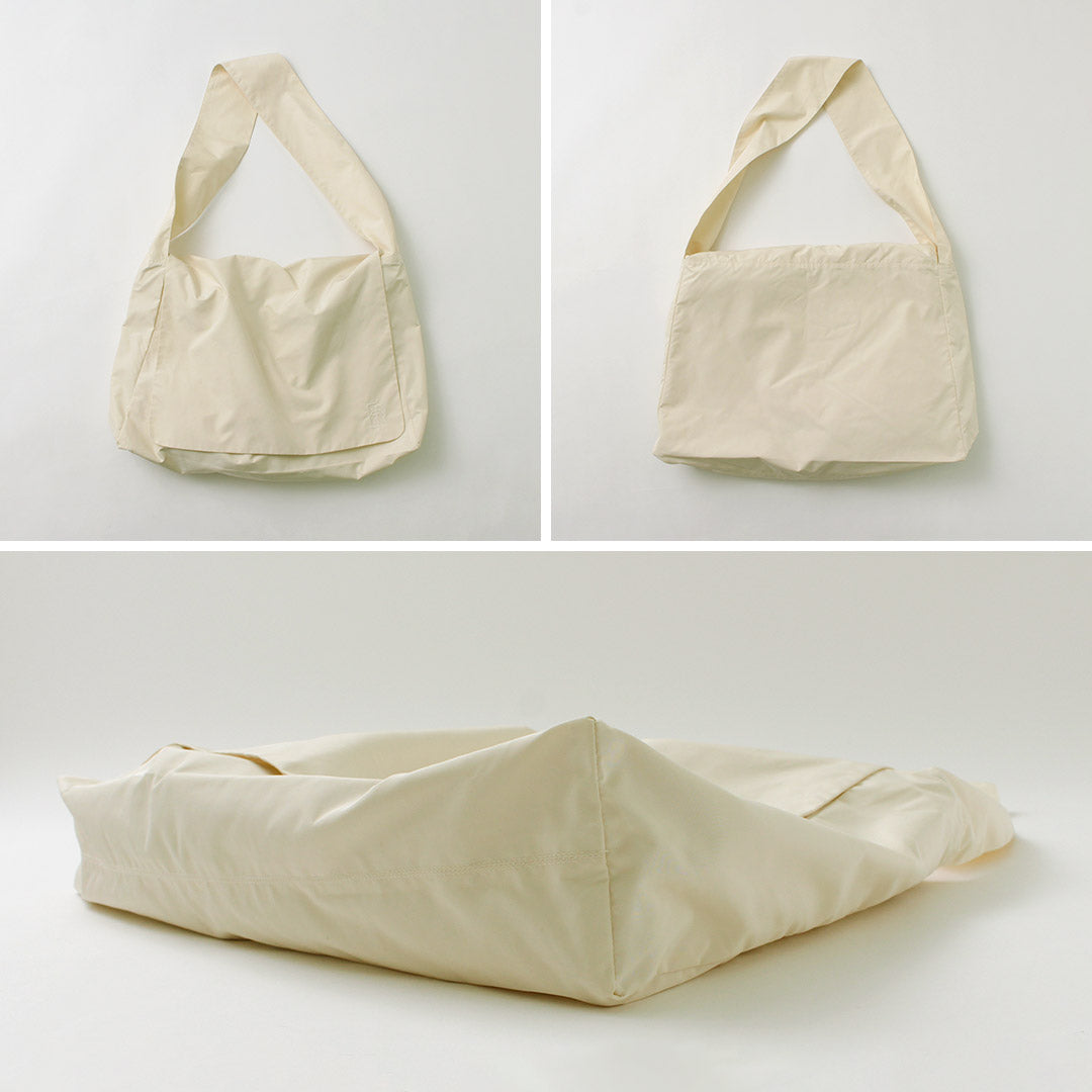 ETRE TOKYO（エトレトウキョウ） ウォーターリペレントショルダー