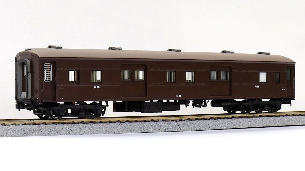 スハ32系客車（丸屋根 原形扉）・マニ36形荷物車（スハ32形改造車