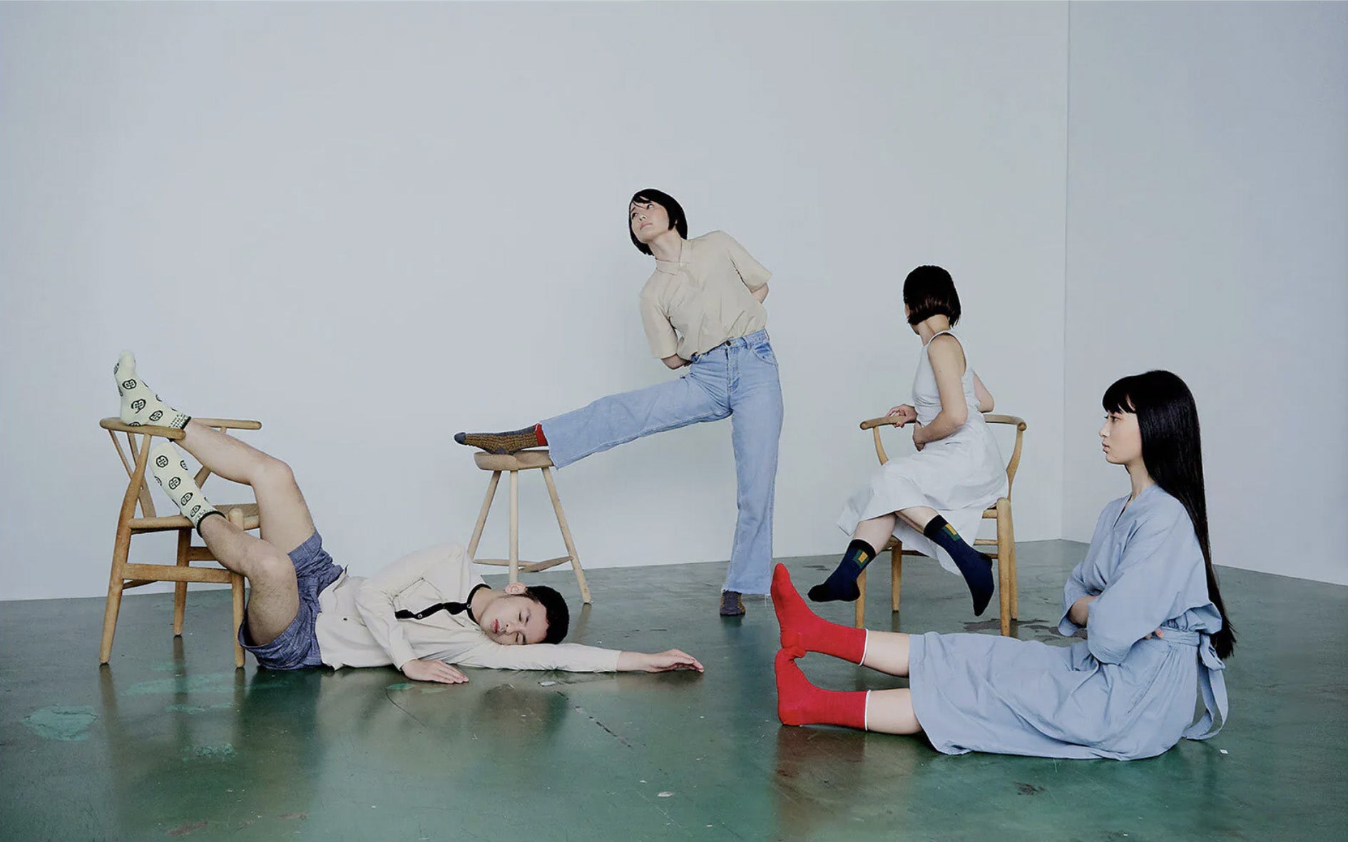 ABOUT US – FEEL MY FOOTSTEPS