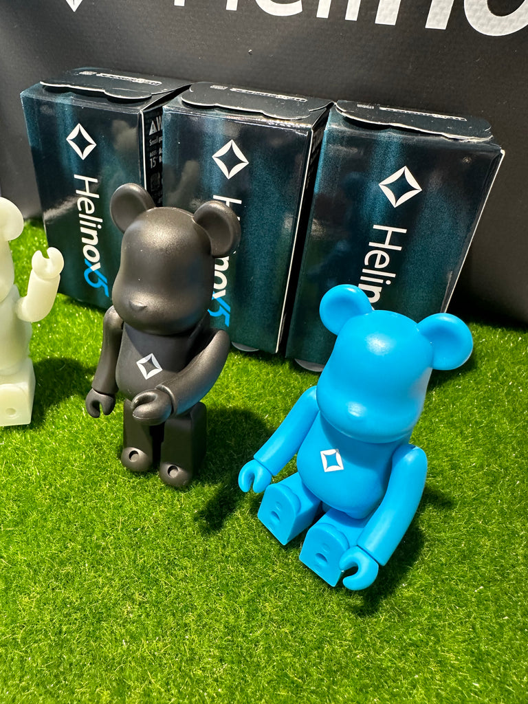 Helinox 15th Anniversary × BE@RBRICK 100% – Helinox Japan