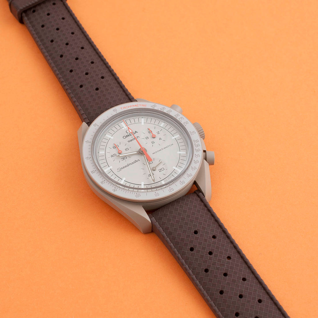 Swatch Omega Moonswatch Jupiter Watch Review SO33C100