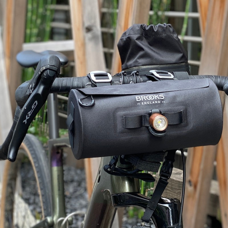 夏に向け、ツーリングにもタウンライドにも揃えておくべきバッグ – COG