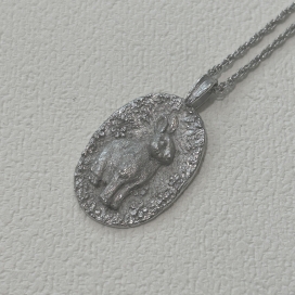 岩倉康二を自由が丘で買取。 1999.1刻印の干支シリーズ、ウサギ