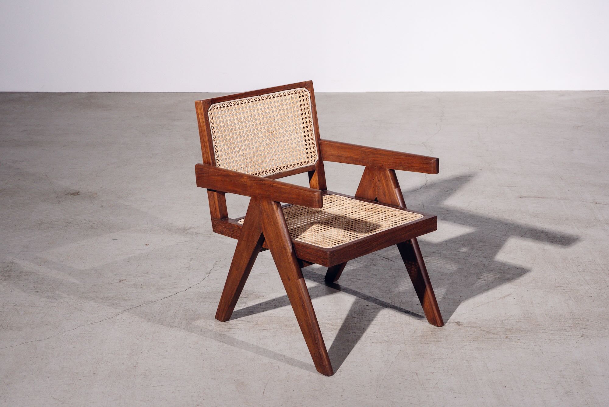 Pierre Jeanneret (ピエール・ジャンヌレ) | Easy Chair | Gallery Attic
