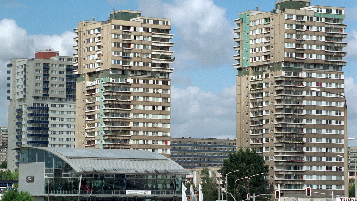 Interview with Architect Albert Speer: 'Calamity of Postwar