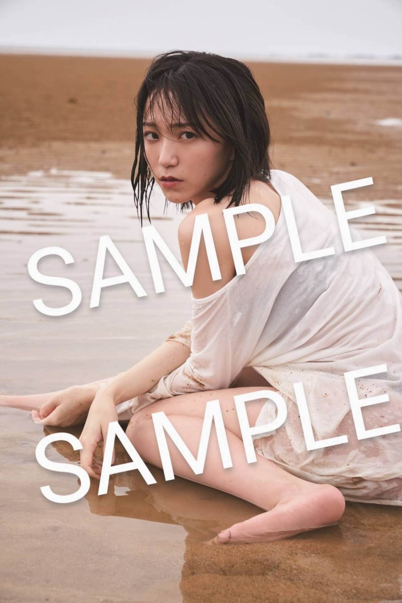 LOVE野口衣織のランジェリー姿に注目！1st写真集『君にしか教えない