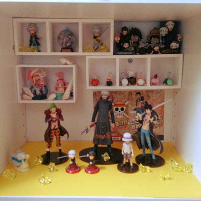 IKEA/照明/棚/ワンピースのキャラクター⭐/ワンピース フィギュア