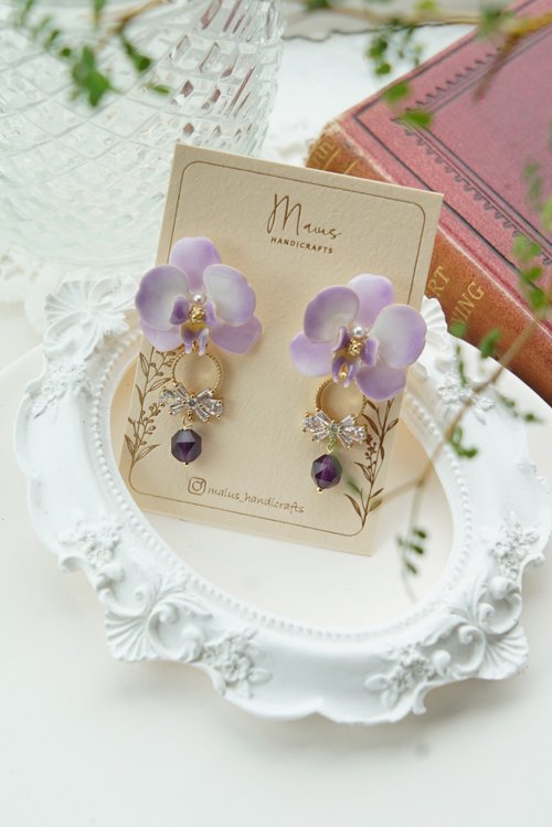 イギリス ハンドメイド樹脂ピアス イヤリング Maius Handicrafts - Pinkoi