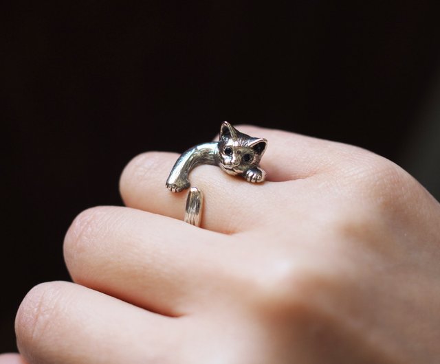 送料無料】指に巻きつく猫リング ピクシー サファイア SILVER RING