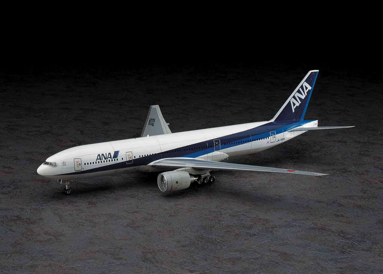 Hasegawa 1/200 ANA Boeing 777-200 Plastic Model - Plaza Japan