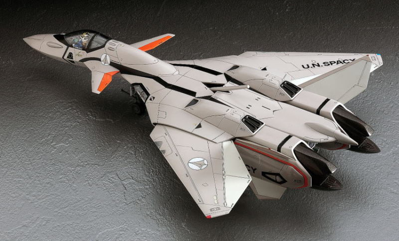 Hasegawa 1/72 Macross Plus VF-11B Thunderbolt Plastic Model
