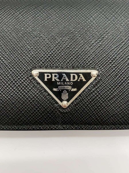 PRADA(プラダ) / サフィアーノ トライアングルコインケース/レザー/BLK