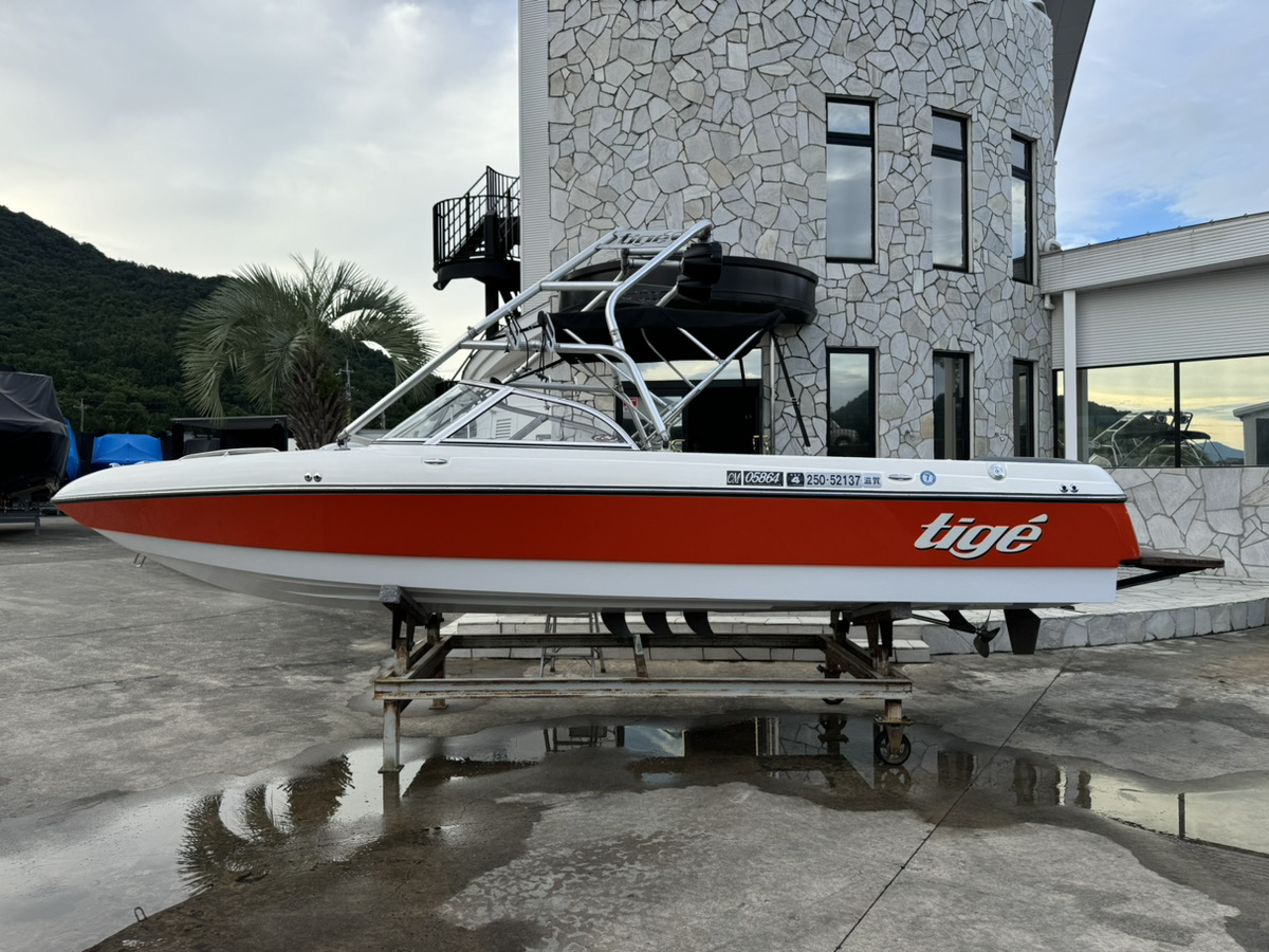 Tige 21i｜長龍マリーナ｜琵琶湖のほとりで楽しむマリンレジャー