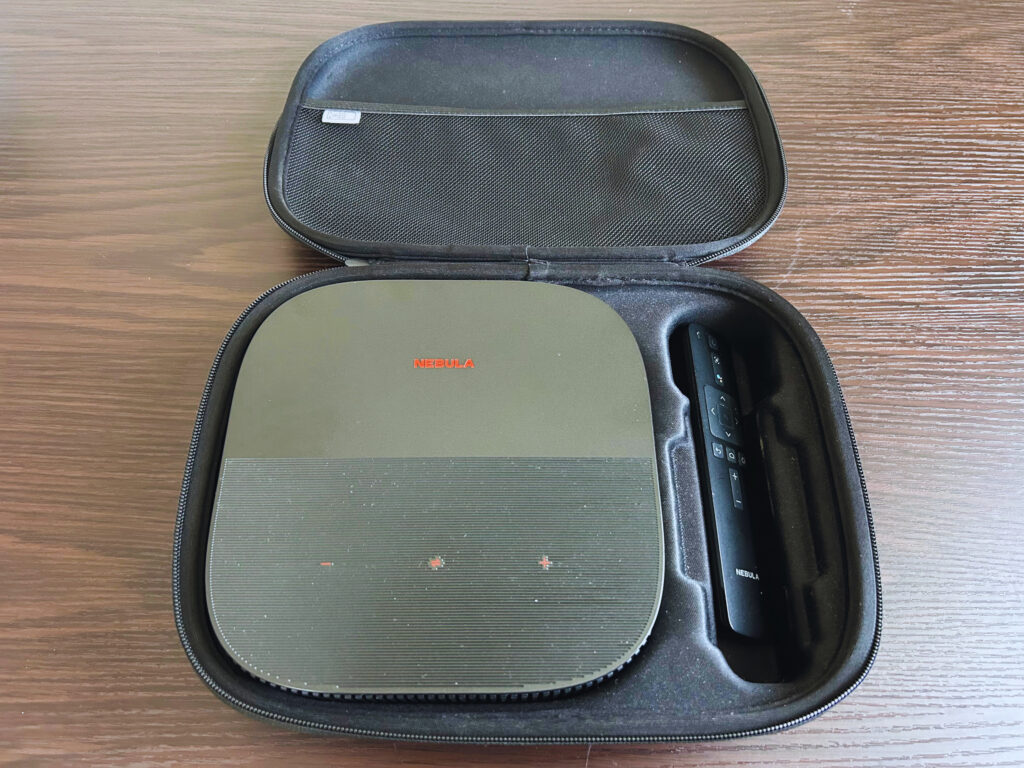 どこでもすぐに映画館】Nebula Vega Portableを徹底レビュー【万能