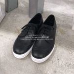 タオ コムデギャルソン ウイングチップ風レザースニーカー-2022AW