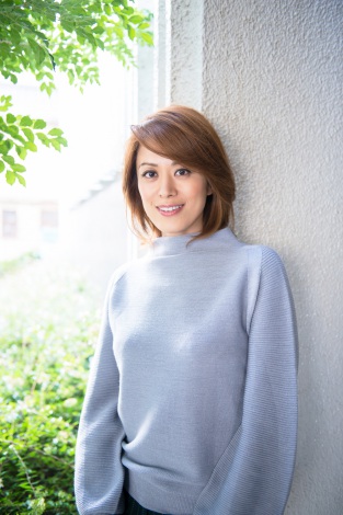 元宝塚花組トップ・蘭寿とむが一般男性と結婚「笑顔の絶えない明るい