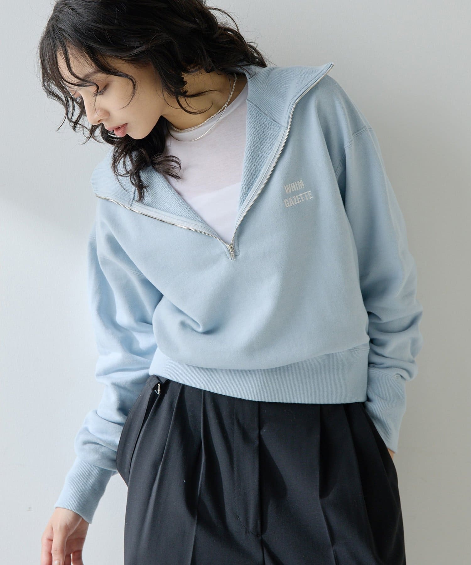 ハーフジップロゴ裏毛プルオーバー | Whim Gazette(ウィム ガゼット