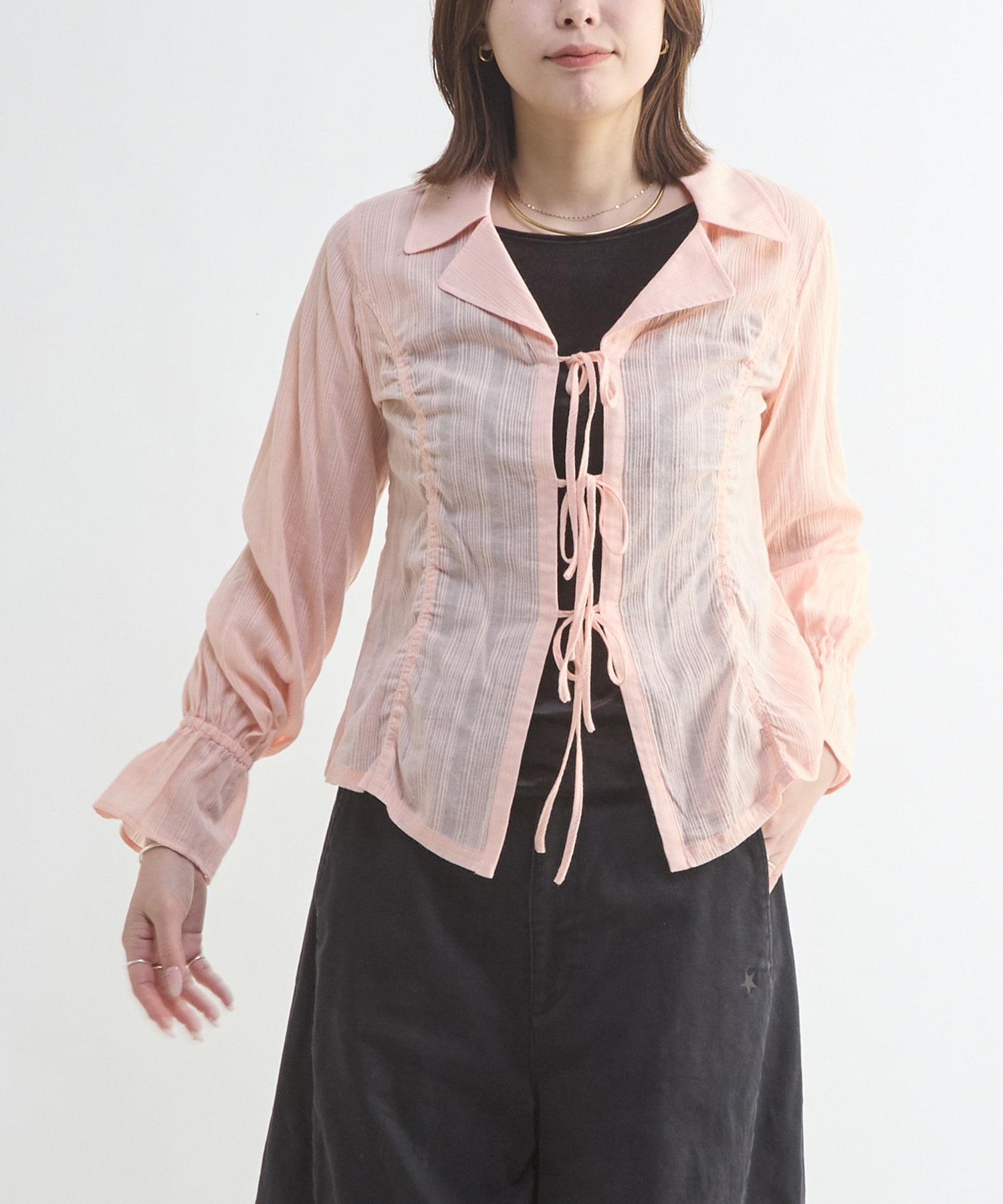 SHEER SHIRRING RIBBON BLOUSE｜CONVERSE TOKYO (コンバーストウキョウ