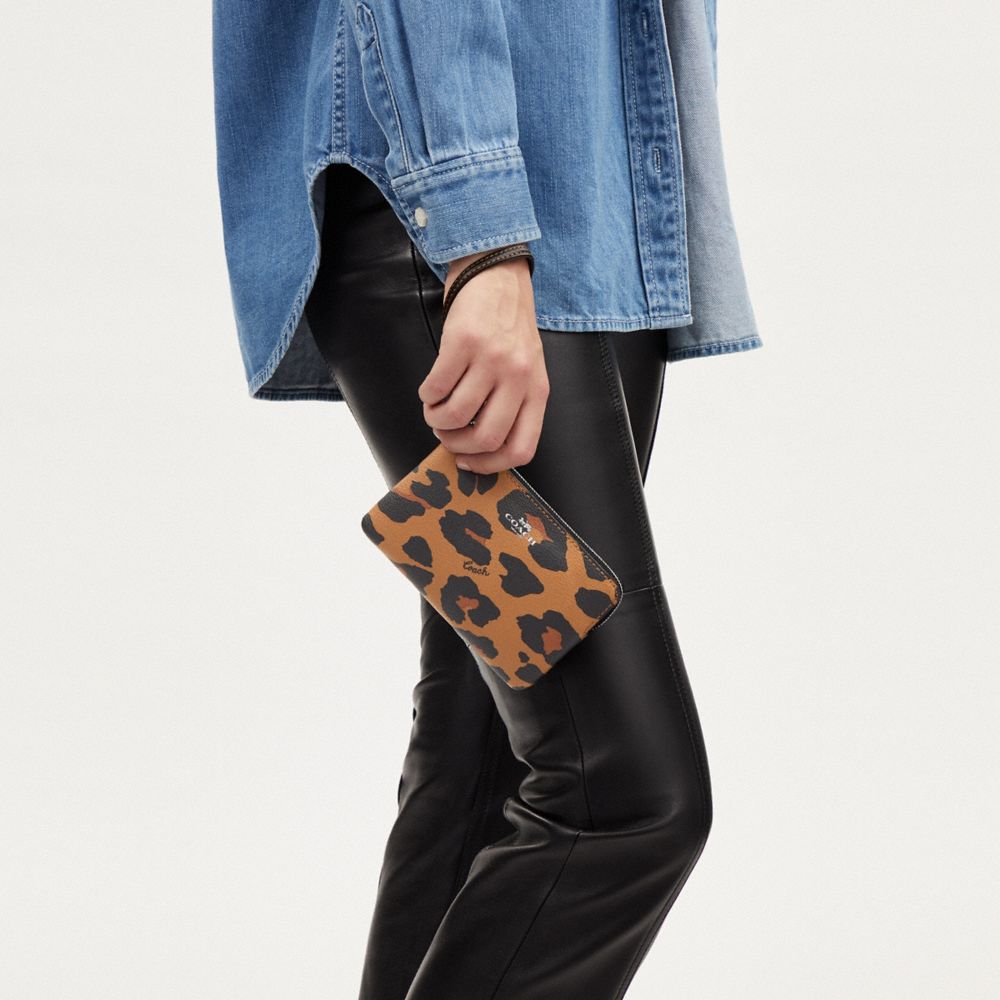 公式】コーチアウトレット | コーナー ジップ リストレット ウィズ