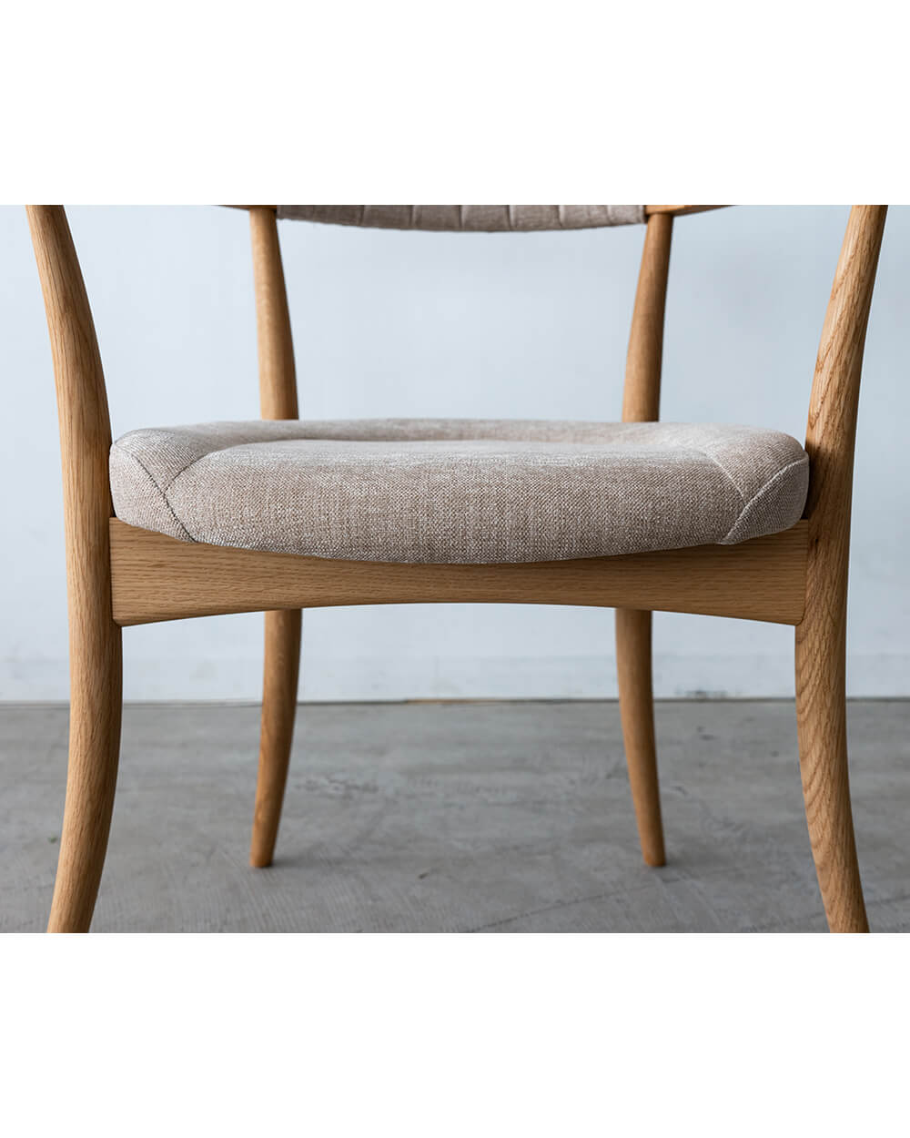 CRESCENT アームチェア（張り背座） | cocochi ｜ 家具と服と暮らしの