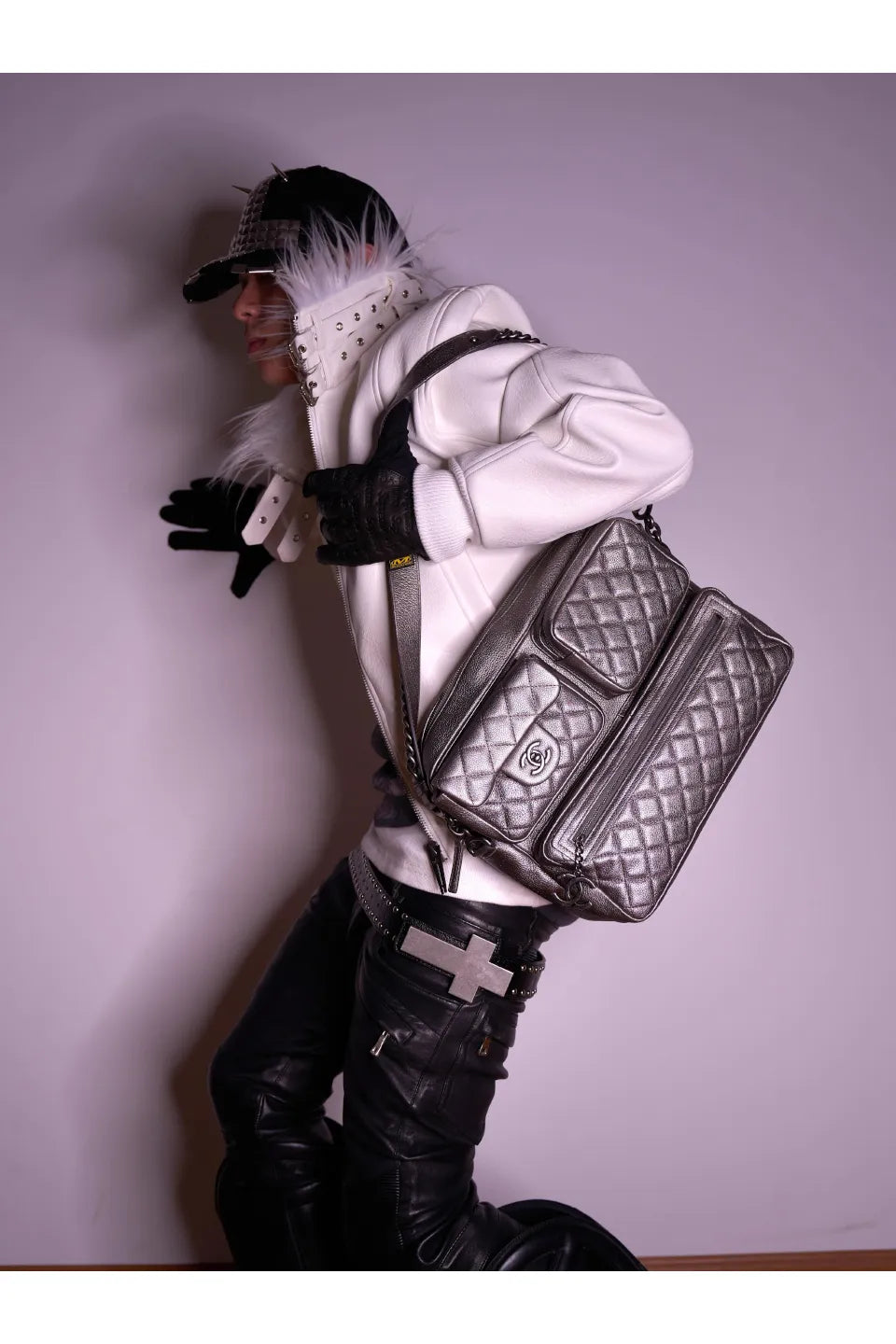 REBEL WAVE レベルウェーブ｜╋ Cracked Leather Rivet Belt