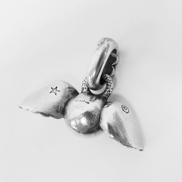 ギャラ付き】Gucho/ガッチョ フライング アイボールペンダントトップの