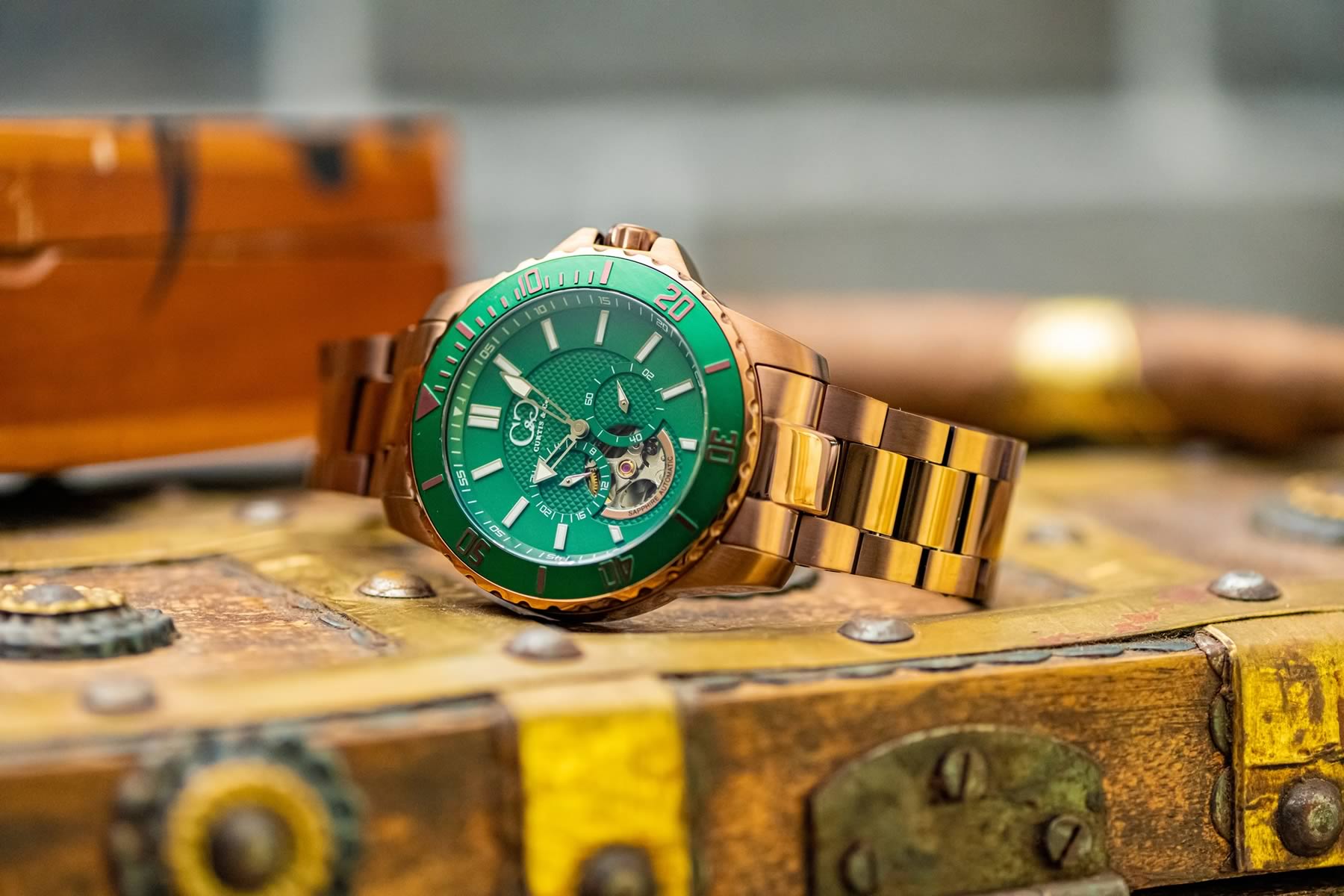 BIG TIME ROYALE (45 mm) BROWN CASE / GREEN DIAL – CURTIS & Co Watches