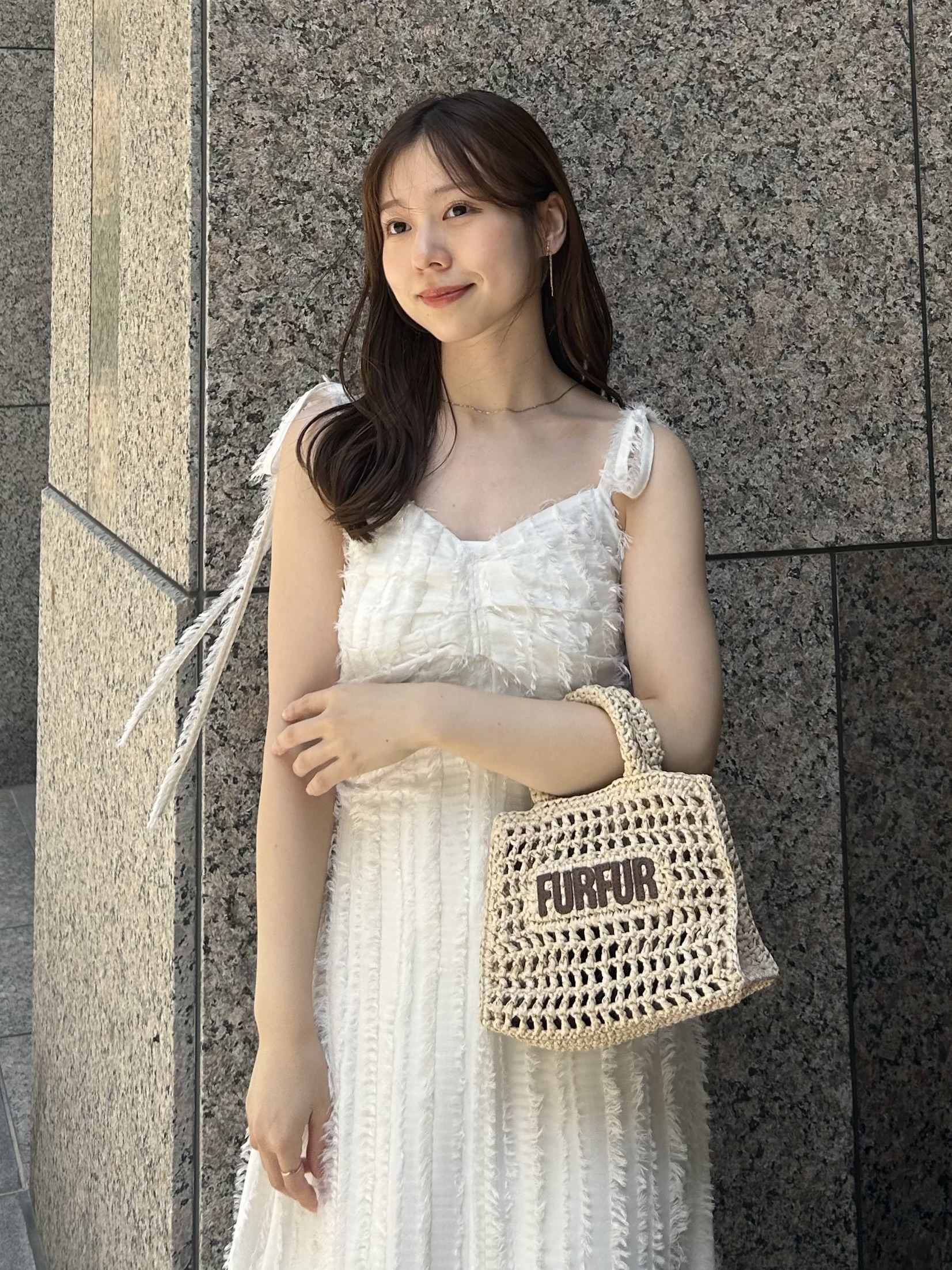 オフィシャルサイト限定カラー】ラフィアロゴトートバッグ(バッグ