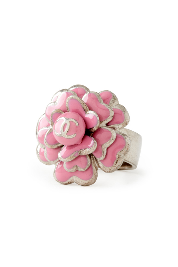Chanel Vintage Pink Floral CC Logo Ring - Size 6 | Rent Chanel