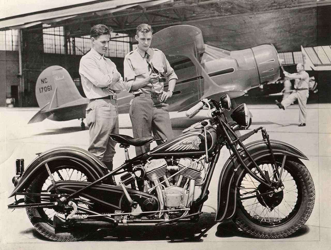 インディアンの歴史的人気モデル「チーフ」シリーズがフルモデル