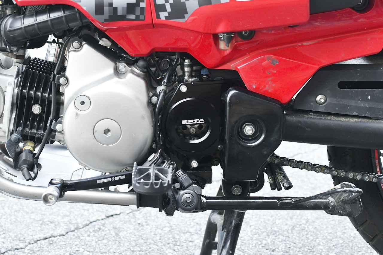 ZETAドライブカバーでハンターカブのフロントスプロケまわりをカッコ