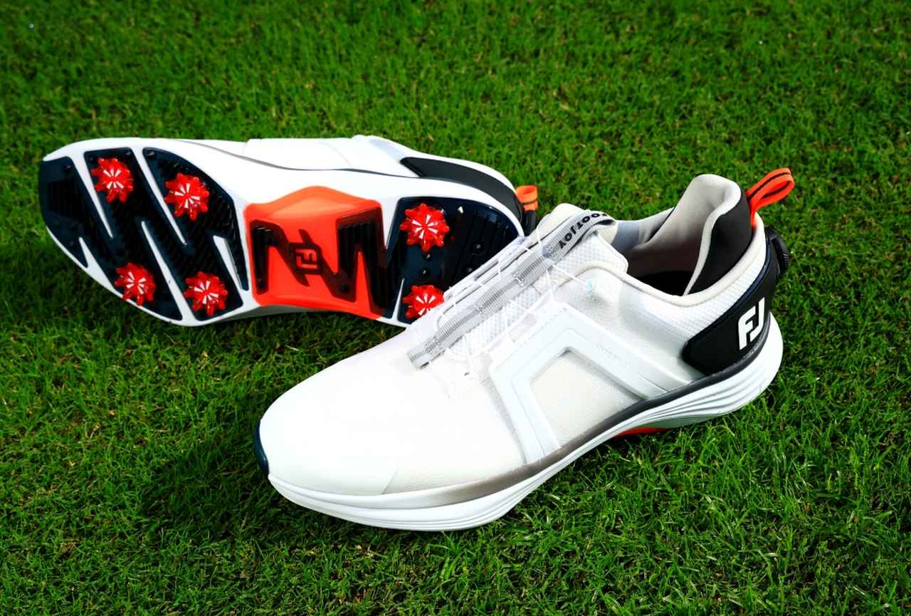 フットジョイの未発表シューズを男子プロたちが続々テスト! 選手たちに