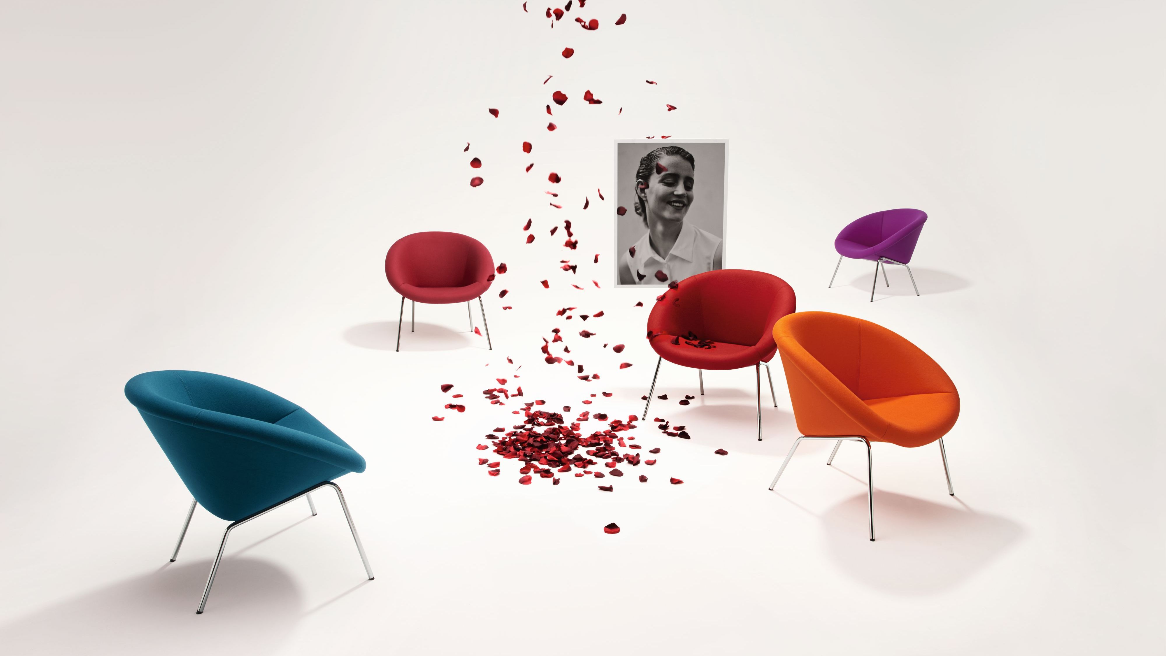 369 Armchair | Walter K.