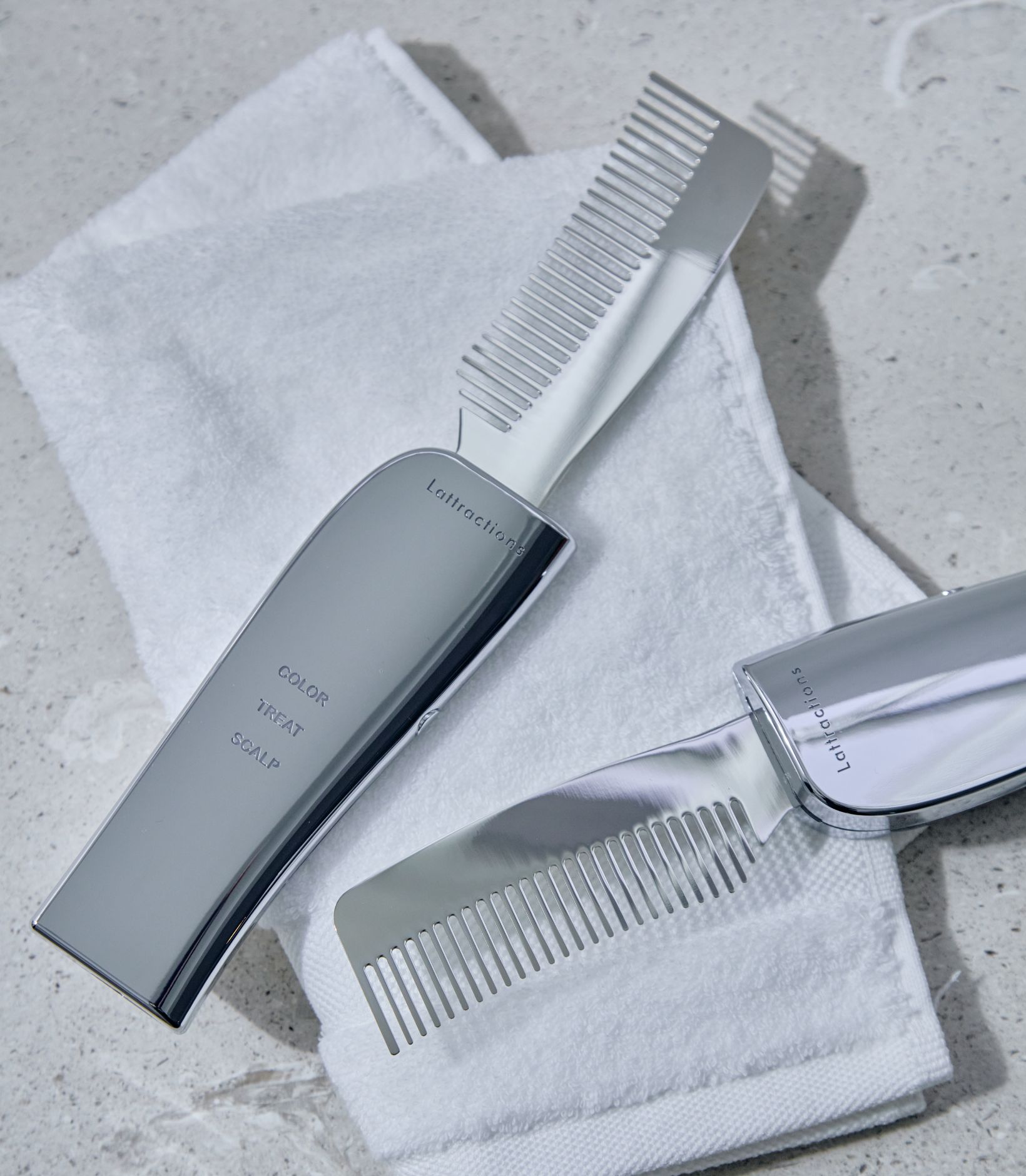 LATTRACTIONS（ラトラクション）｜トリートメント・カラー浸透促進コーム
