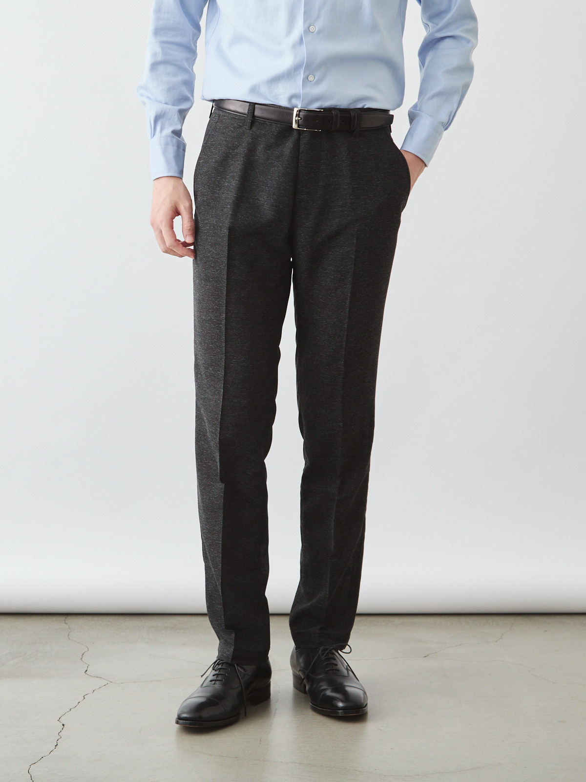 風、抜ける”スラックス/ウォッシャブル/無地ネイビー | Factelier