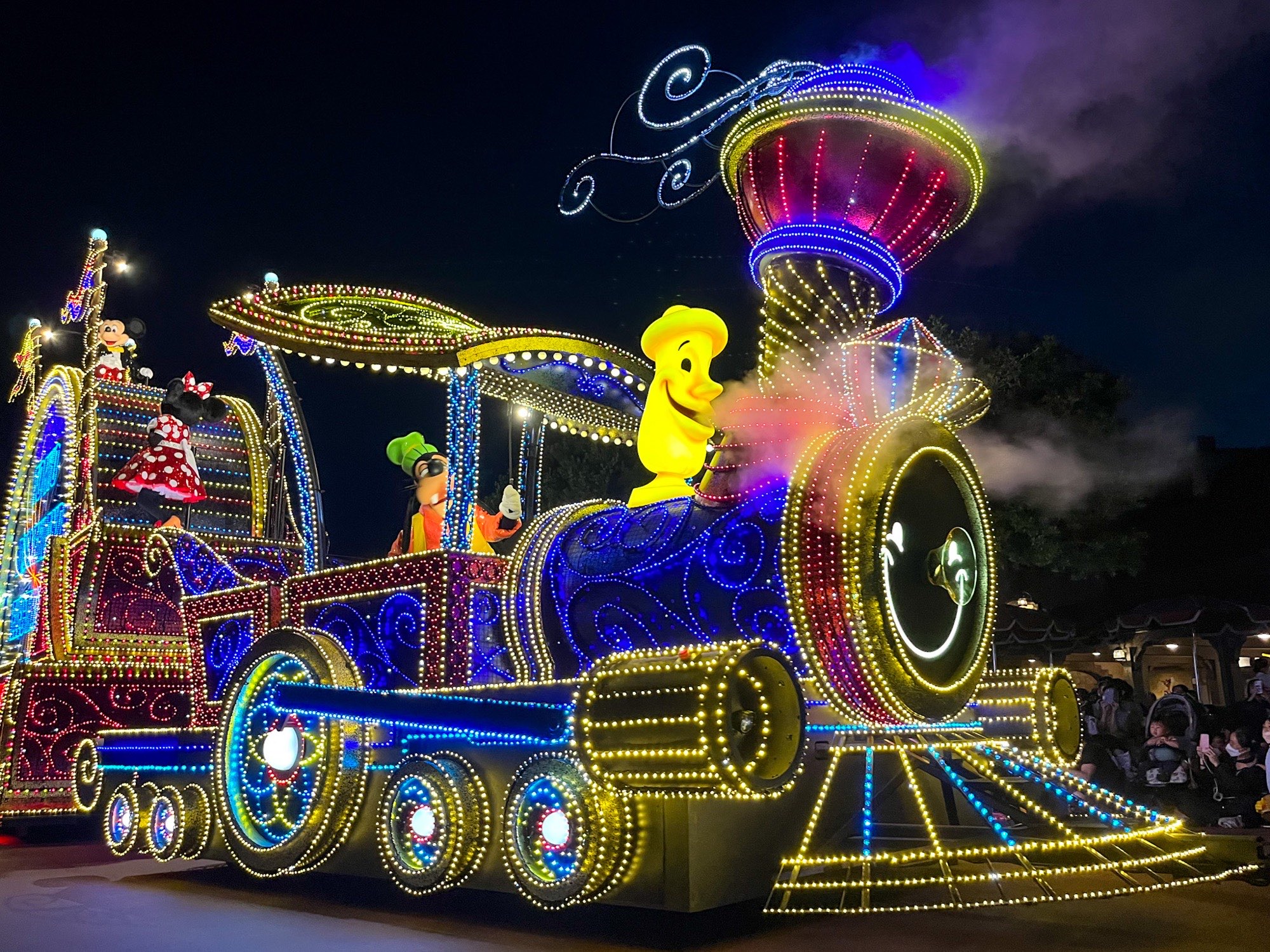 ミッキーのドリームライツ・トレインに変化 『東京ディズニーランド