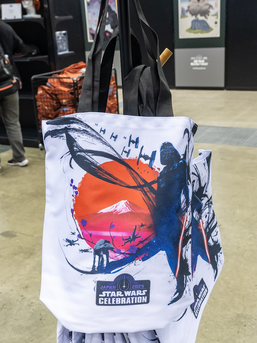 和小物や浮世絵、ロゴデザイングッズが勢揃い！「スター・ウォーズ