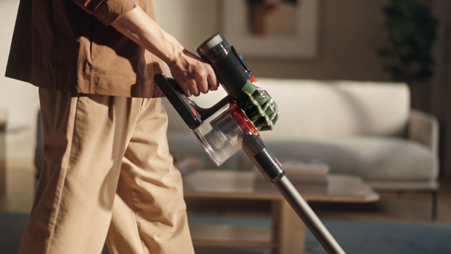 Dyson Cyclone DS20 (SV55 FF BK) | 掃除機 | ダイソン公式