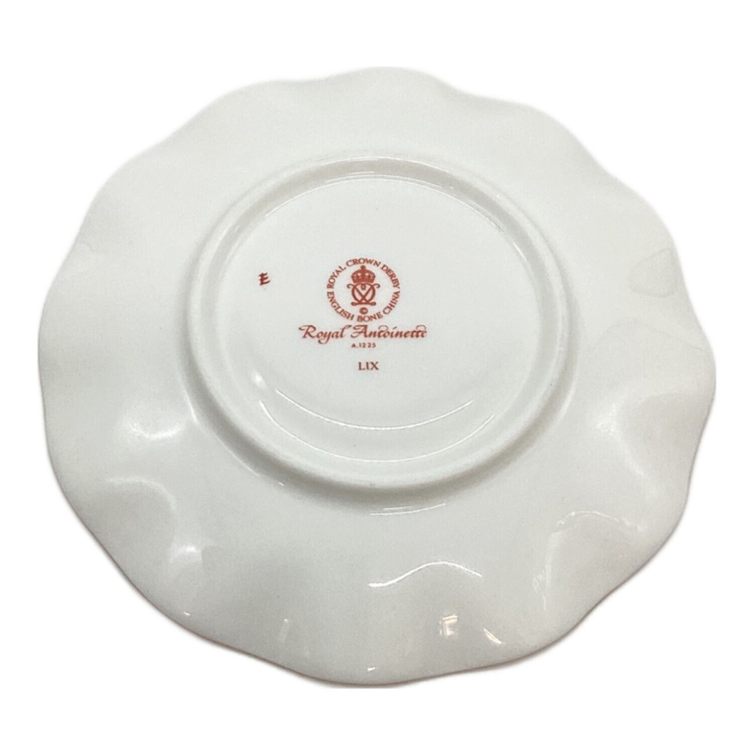 ROYAL CROWN DERBY (ロイヤルクラウンダービー) カップ&ソーサー