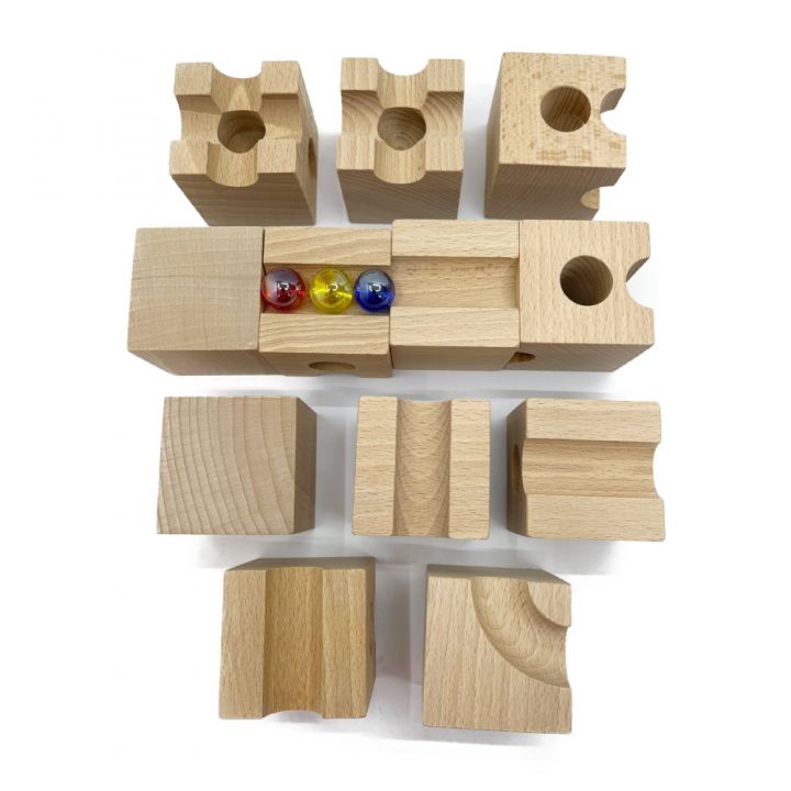 cuboro basis 知育玩具 積み木 30ピース＆ビー玉3個 - 中古トレカ