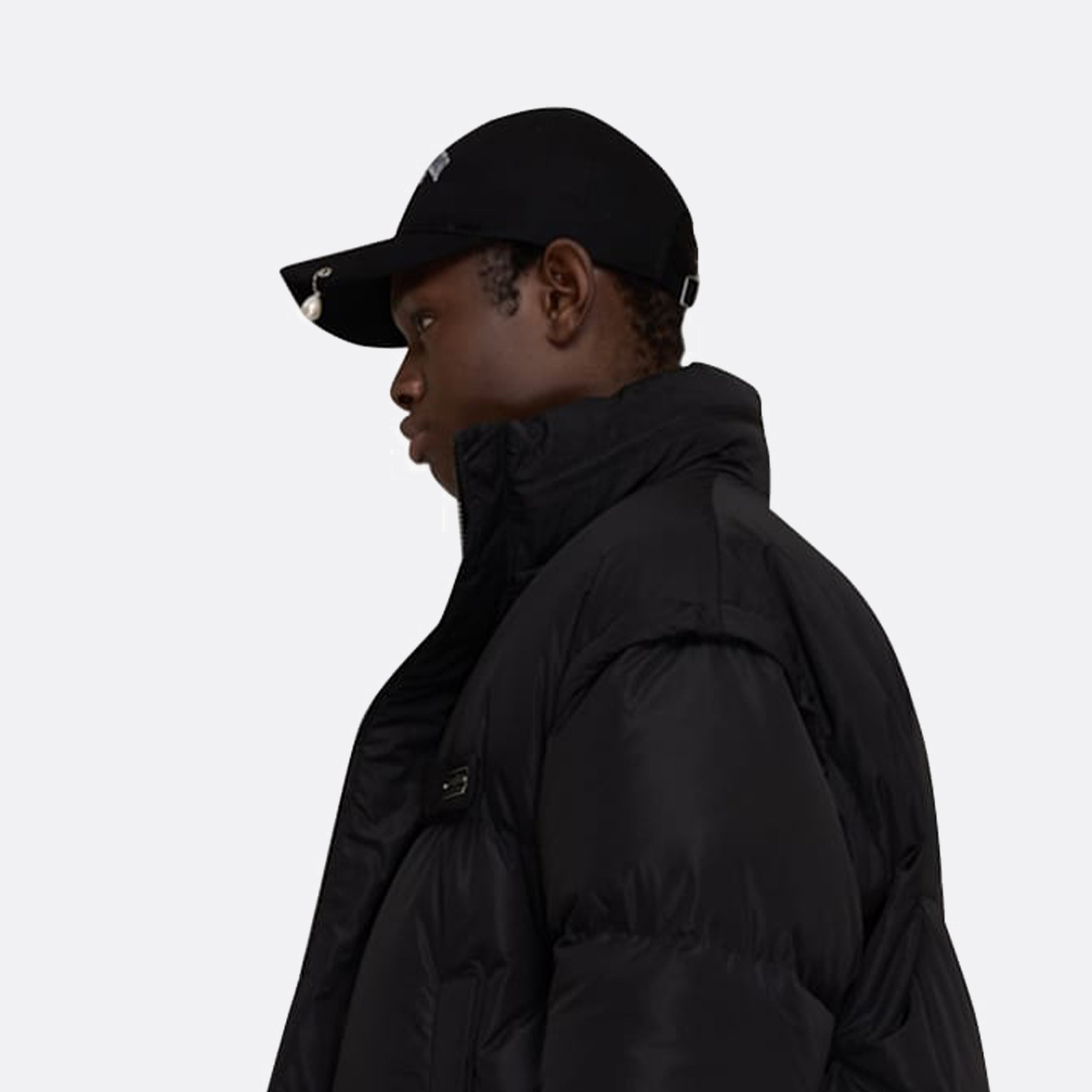 KIMHĒKIM Pearl Pierced Baseball Cap – Black | Sculptural