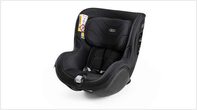 アウディ純正ジュニアシート　チャイルドシート Audi Child Safety Seat > 純正アクセサリー > サービス
