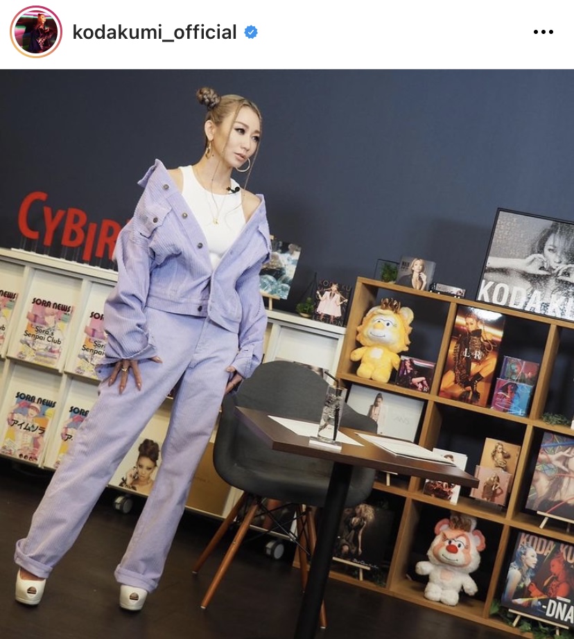 倖田來未、ツインお団子×パープルのセットアップSHOT公開し反響「可愛