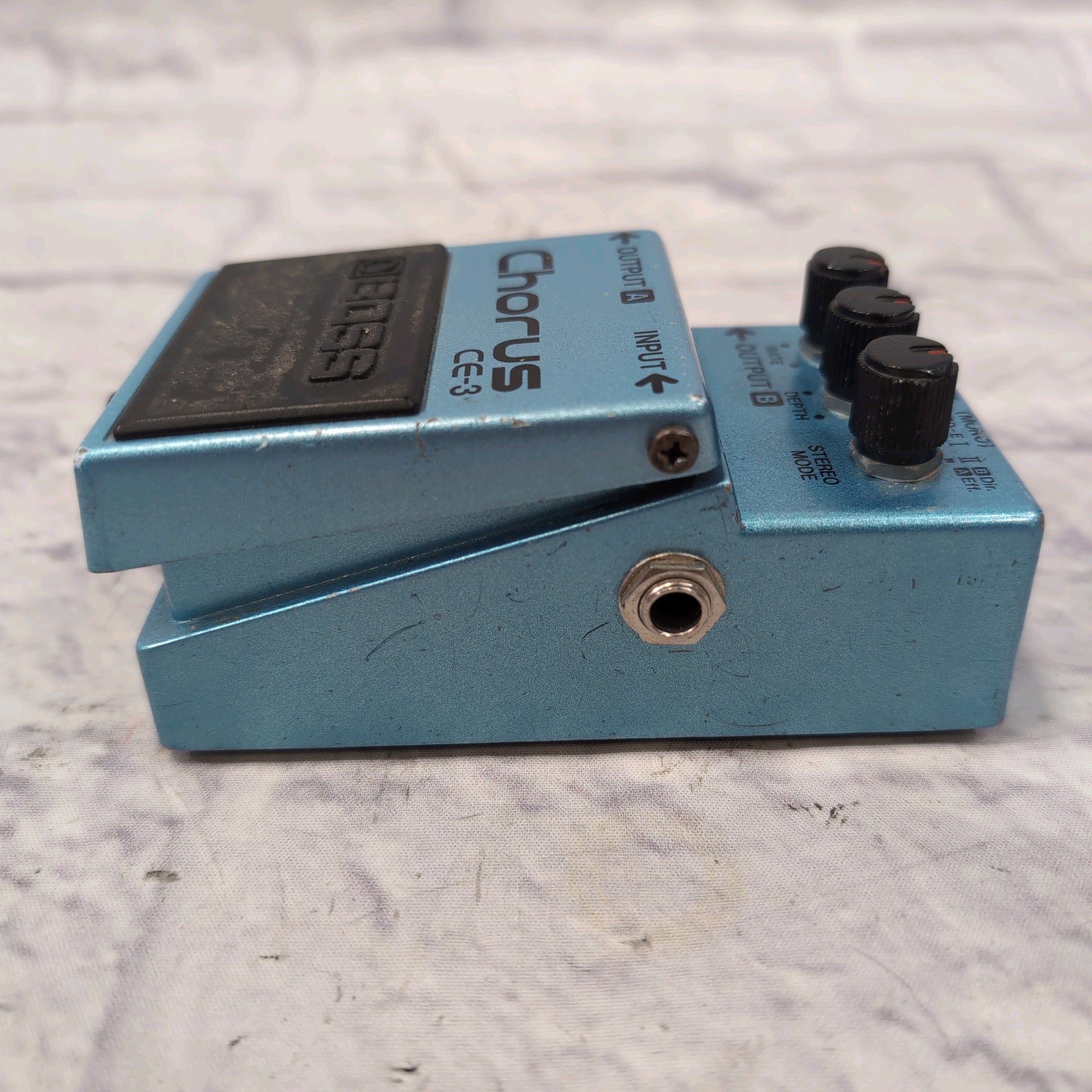 Boss CE-3 Chorus Pedal MIJ - Evolution Music