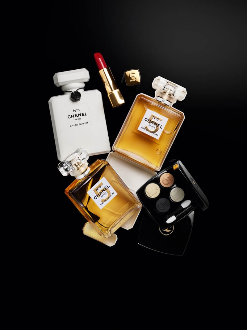 chanel-holiday2021-6.jpg
