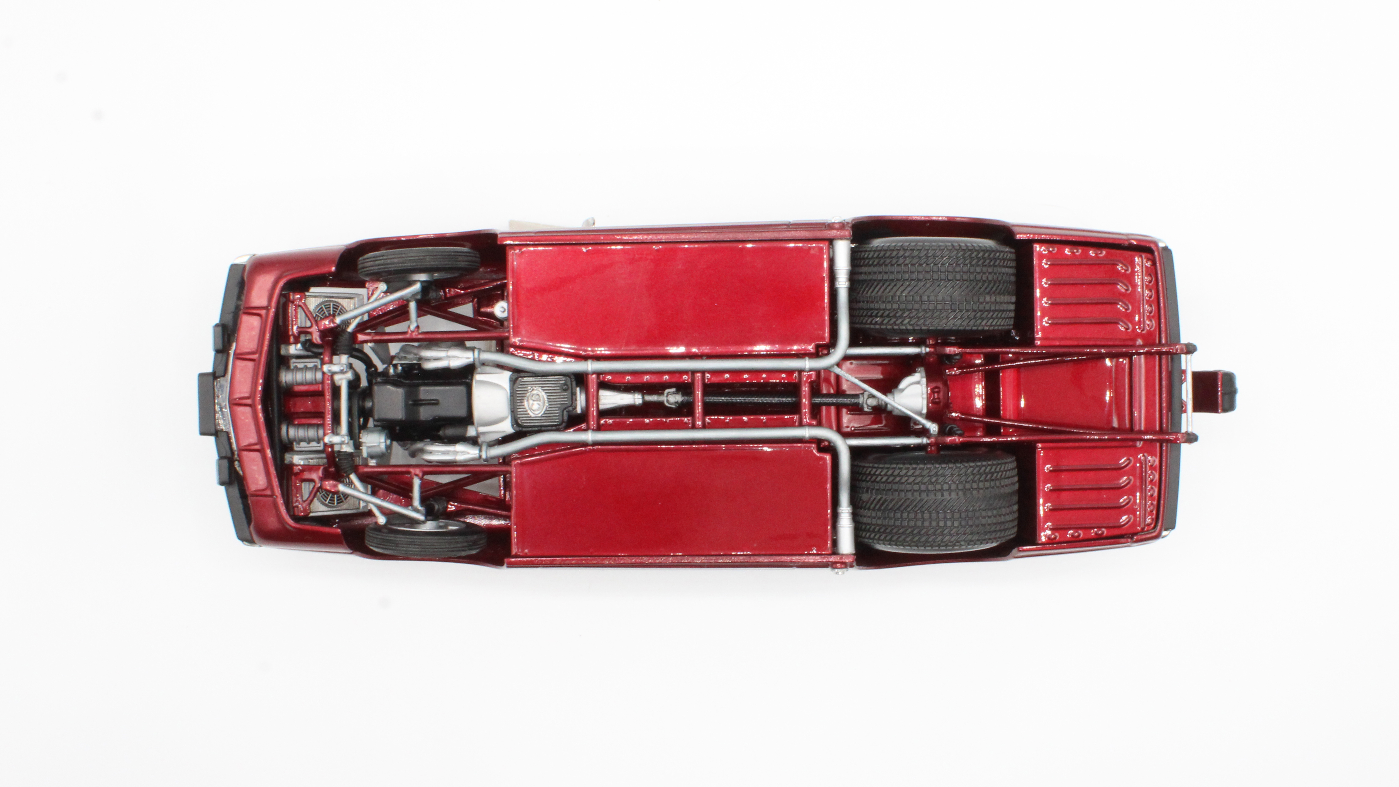 Revell 1/25 scale Lincoln Mark VII LSC pro street plastic model