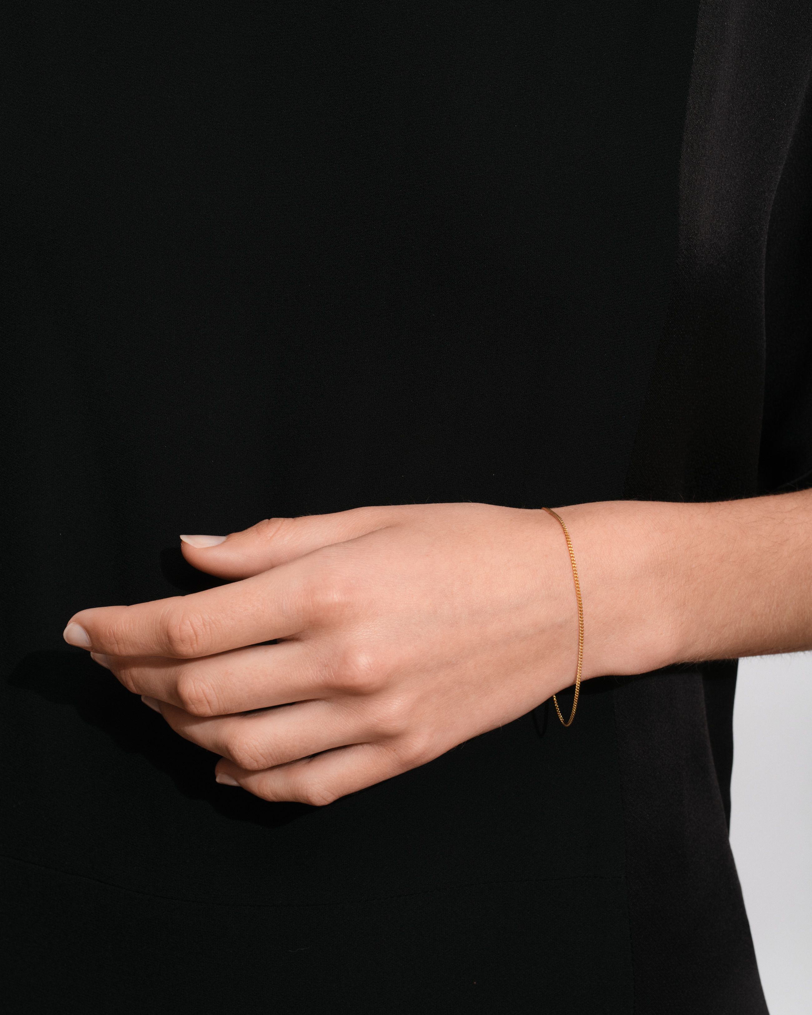 Curb Bracelet M Gold - Tom Wood Project Official Online Store