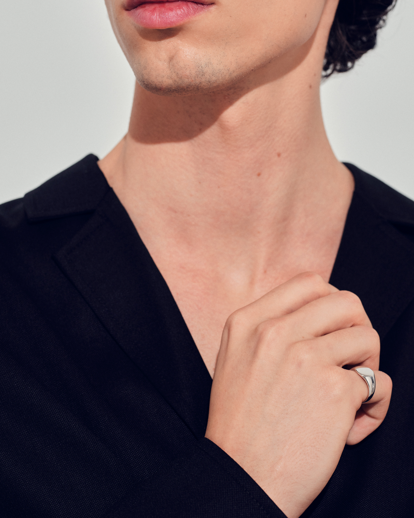 Mini Signet Oval - Tom Wood Project Official Online Store