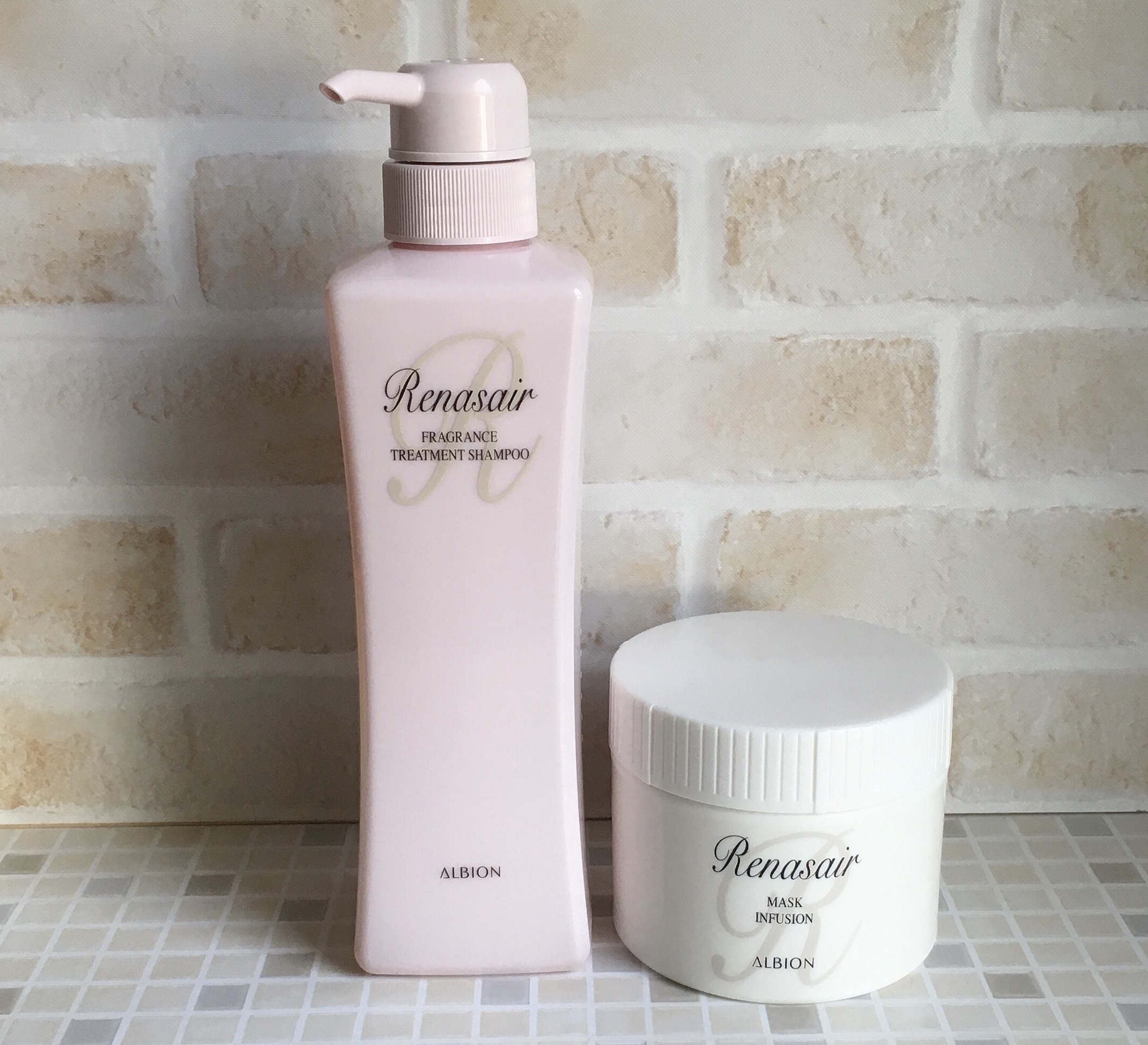 アルビオン / ルネセア フレグランス トリートメント シャンプーの